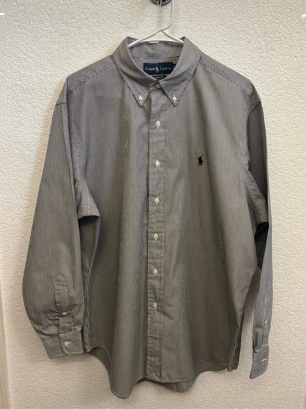 Ralph Lauren Men’s classic fit black pinstripe shirt neck size 16.5